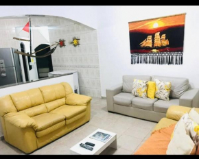 Casa 3 dormitórios Martim de Sá
